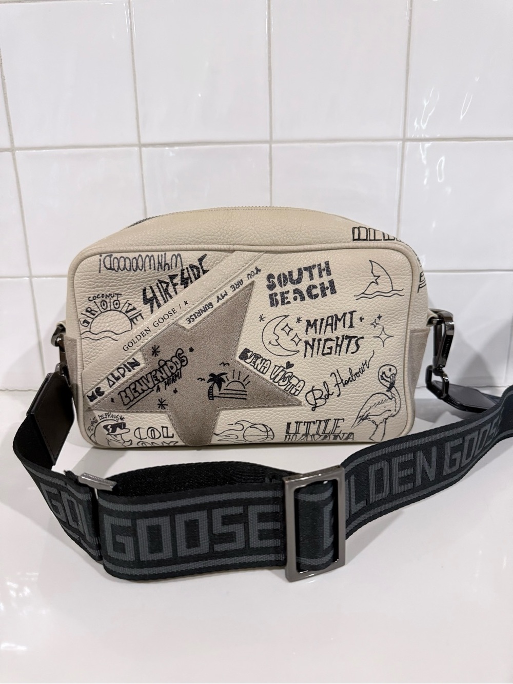 Golden Goose Journey Star Crossbody bag - Picture 2 of 8